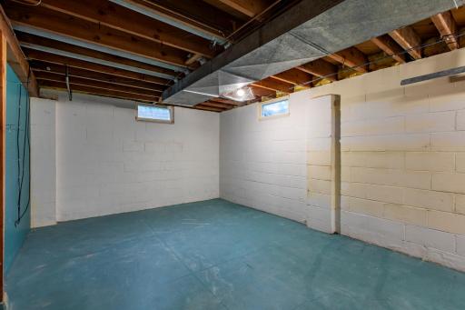 Storage/Workout Area or Potential 3 bedroom