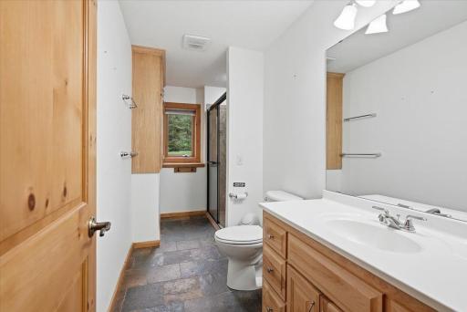 29-Bathroom 3.jpg
