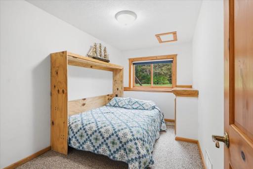 24-Bedroom 4.jpg