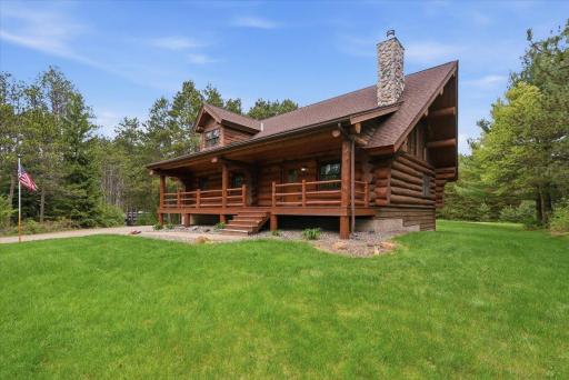 04-Front of Home.jpg