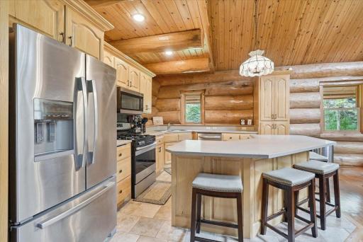 09-Kitchen.jpg