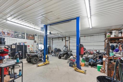 37-Garage.jpg