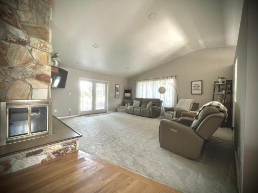 3511 Hoeger Lane, Albert Lea, MN 56007