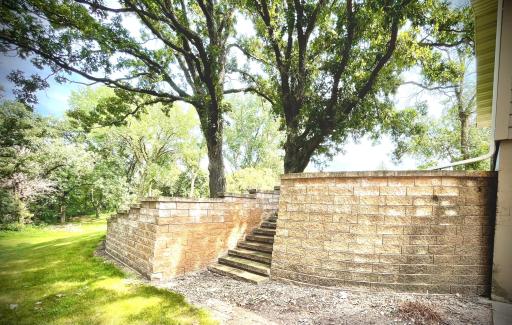 3511 Hoeger Lane, Albert Lea, MN 56007