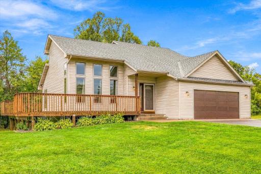 Photo for 33644 Oasis Road, Center City, MN 55012 - listing #7131313 This lovely home sits on over 6 acres just a few miles from town.