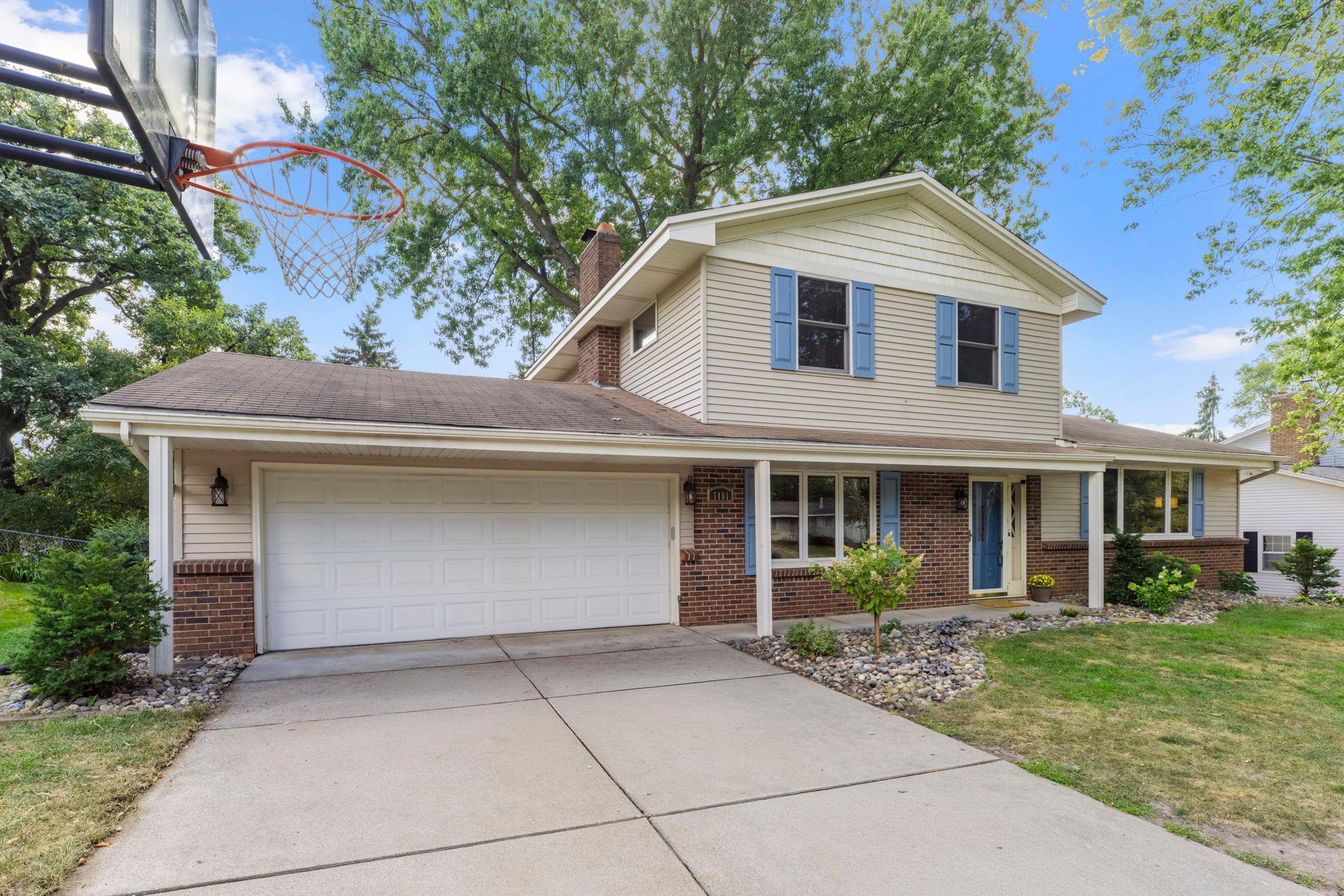7131336