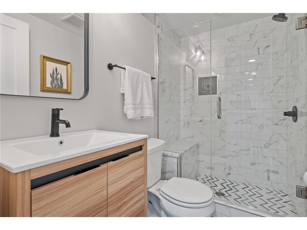 Lower level 3/4 bath