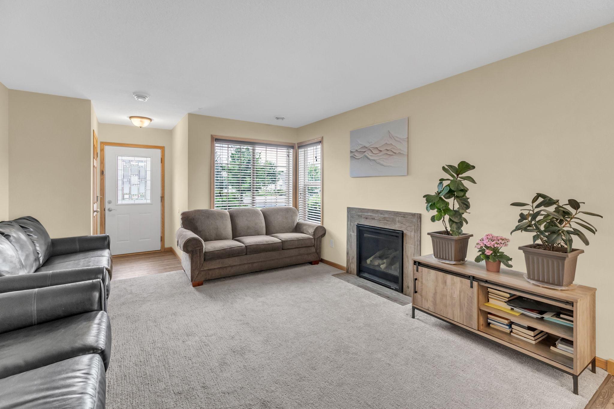 Nicely sized living room + entryway