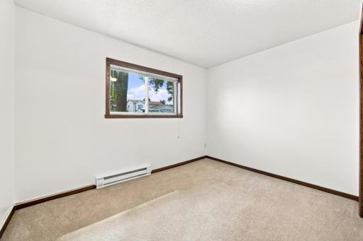 2728 29th Avenue S, Moorhead, MN 56560