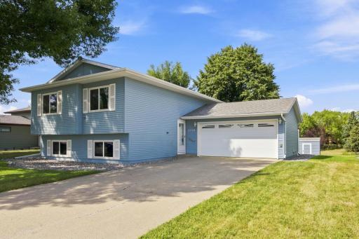 2728 29th Avenue S, Moorhead, MN 56560