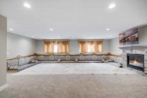 family room 2.jpg