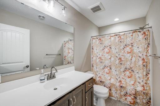 LLbathroom.jpg