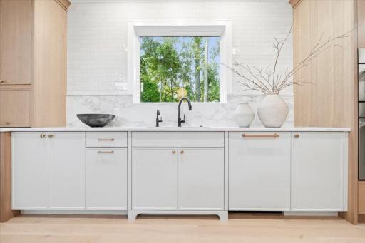 85 Brentwood Avenue, Excelsior, MN 55331