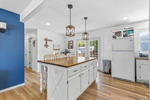 807 Hackberry Drive, Marshall, MN 56258