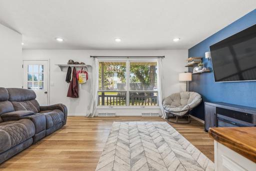 Large front window letting natural light flood the main floor