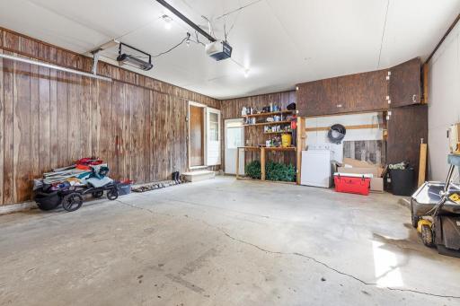 807 Hackberry Drive, Marshall, MN 56258