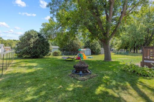 807 Hackberry Drive, Marshall, MN 56258