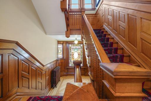 Formal stairway