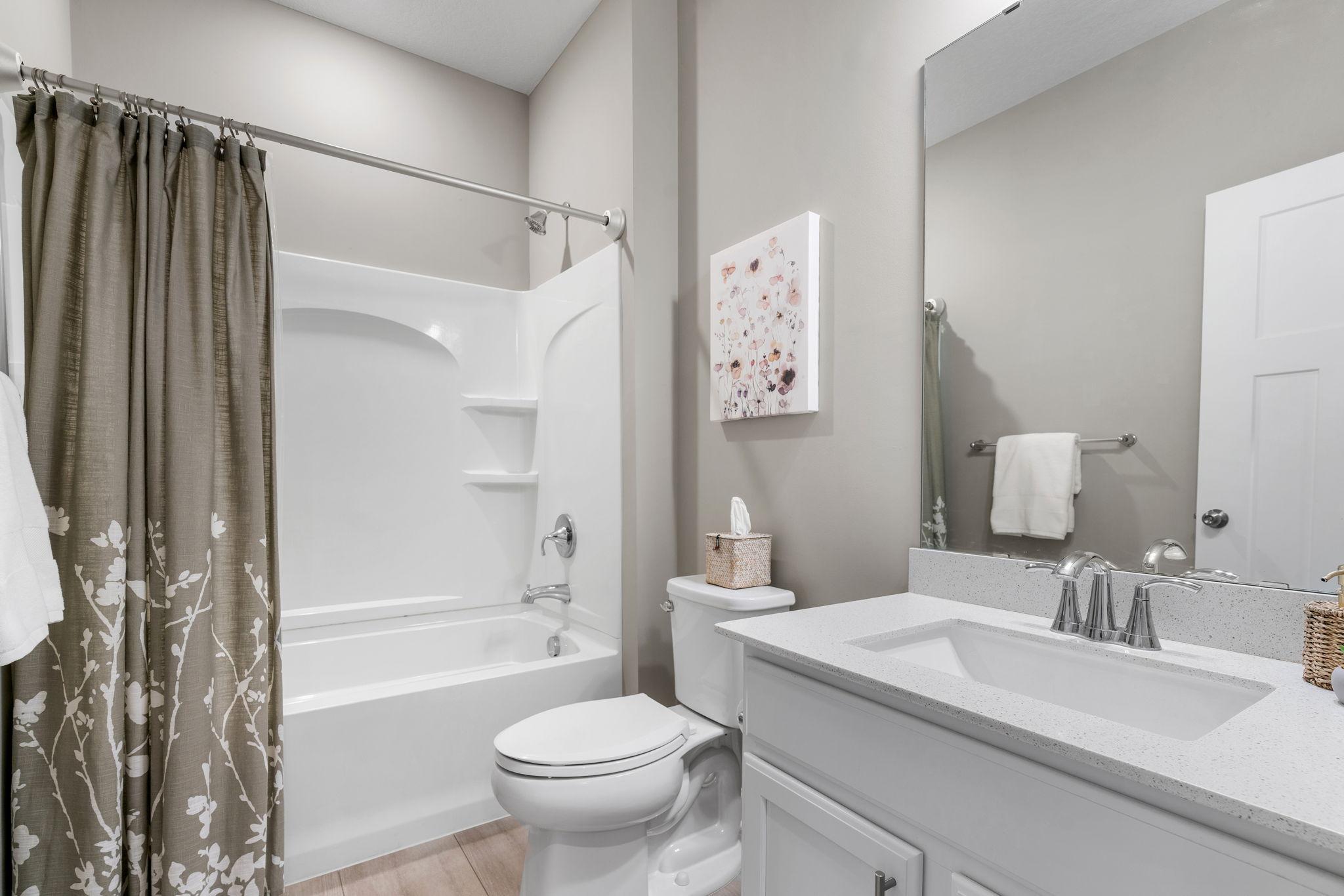 45-web-or-mls-6726 Black Oaks Ln-42.jpg