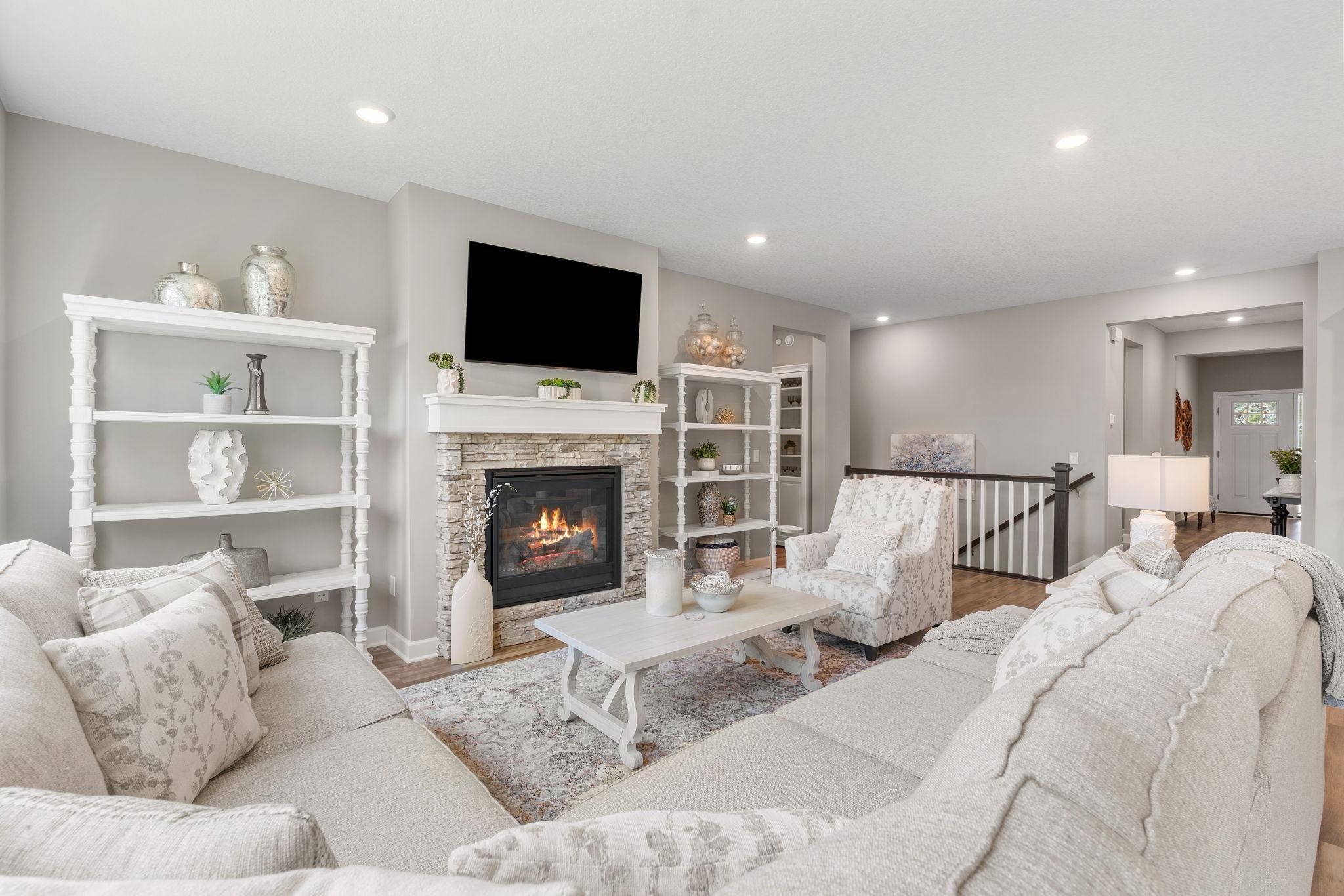 26-web-or-mls-6726 Black Oaks Ln-23.jpg