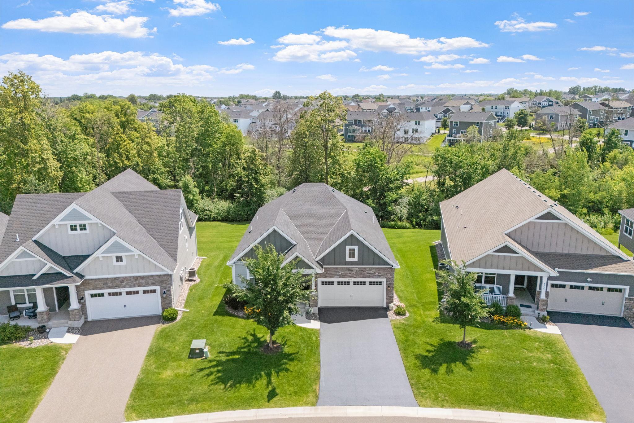 1-Level Living built + LIKE NEW + Premium Lot