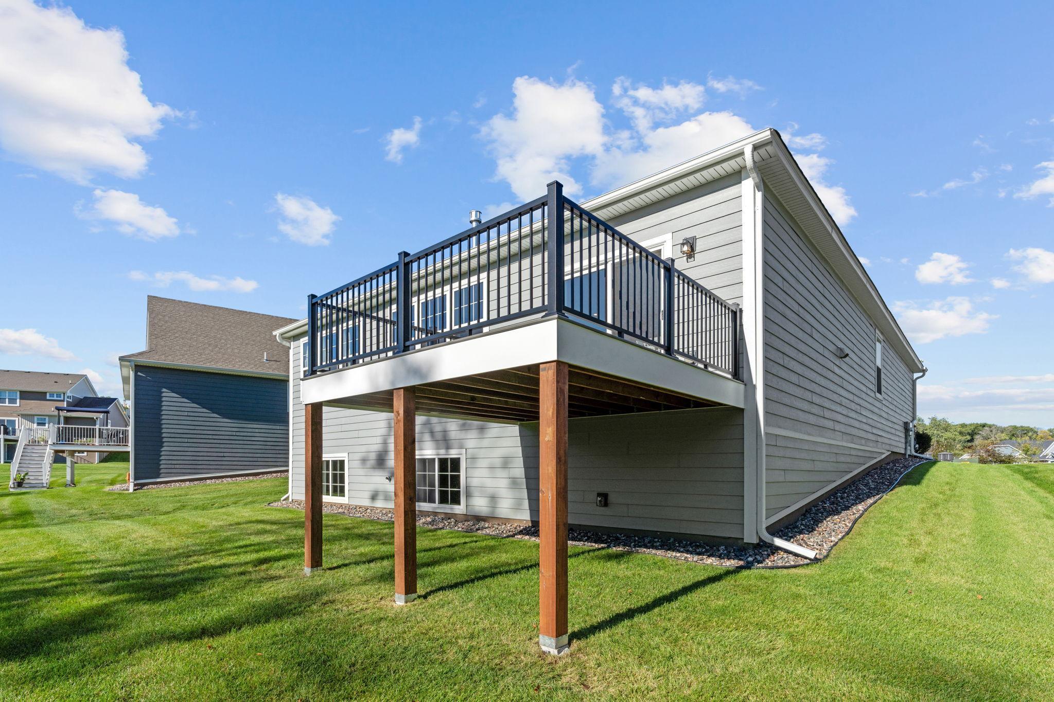 Brand New Maintenance-Free Deck!