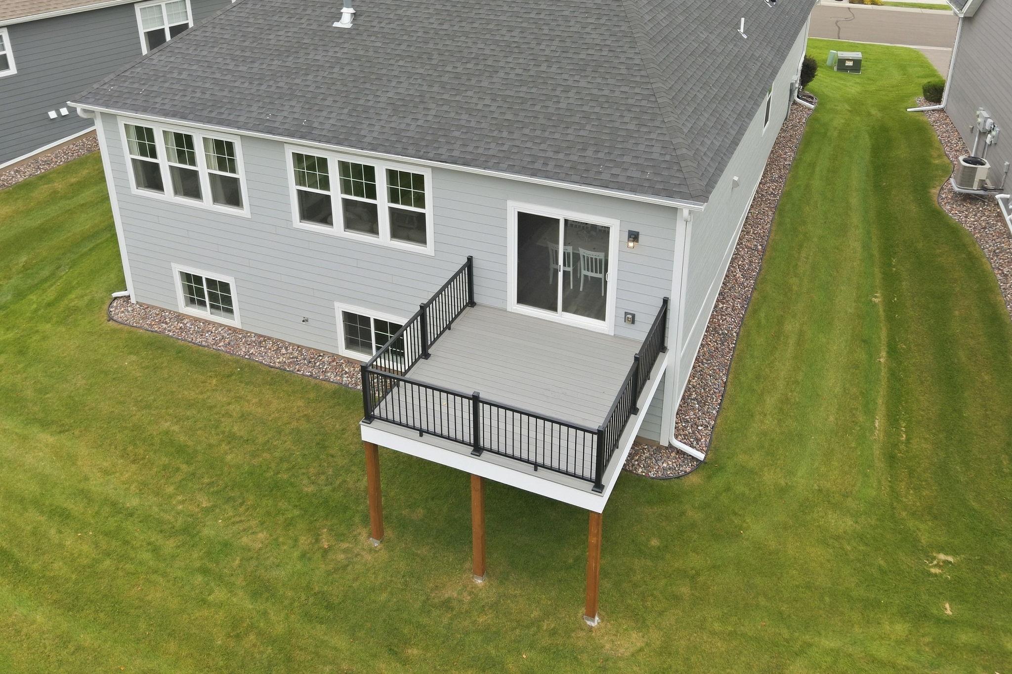 Brand New Maintenance-Free Deck!