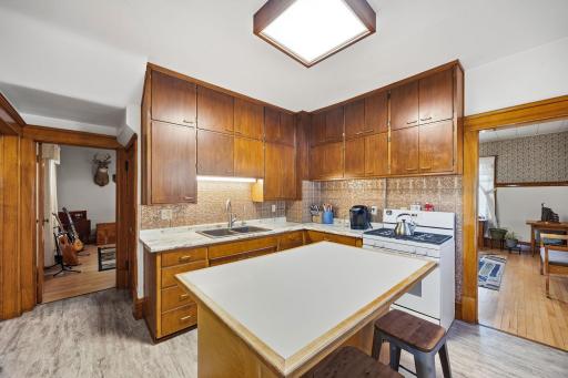 200 Juniper Street S, Lester Prairie, MN 55354