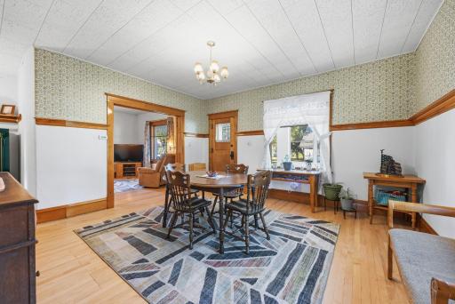 200 Juniper Street S, Lester Prairie, MN 55354