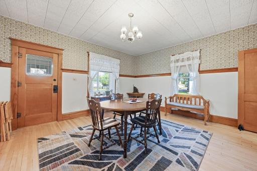 200 Juniper Street S, Lester Prairie, MN 55354