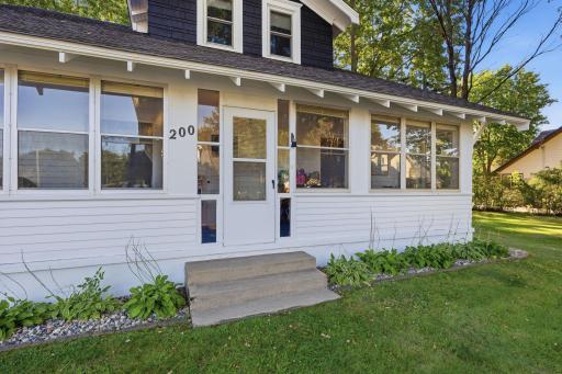 200 Juniper Street S, Lester Prairie, MN 55354