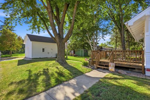 200 Juniper Street S, Lester Prairie, MN 55354