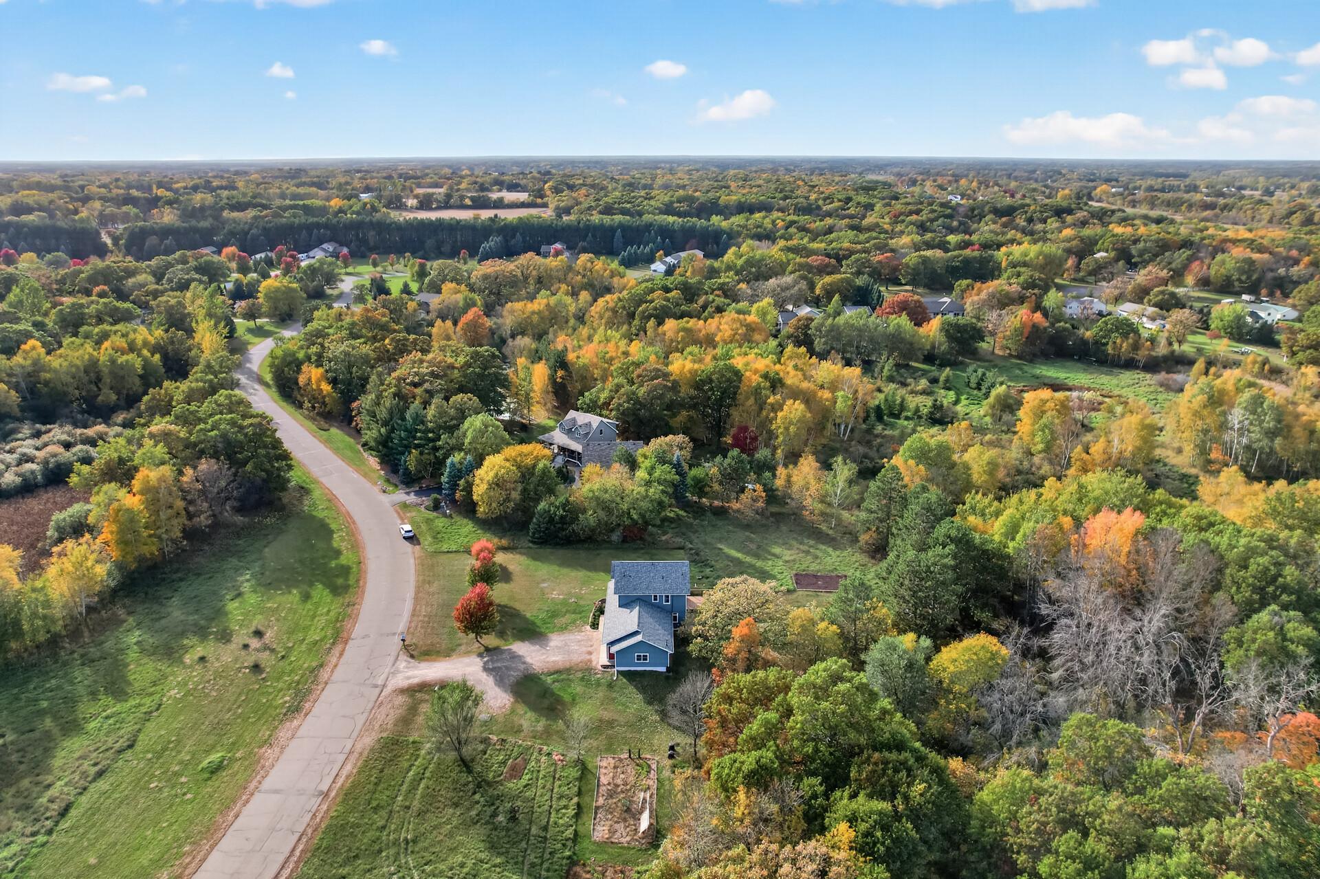 10976 Ariel view.jpg