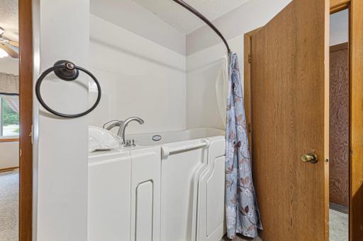 Handicap accessible tub