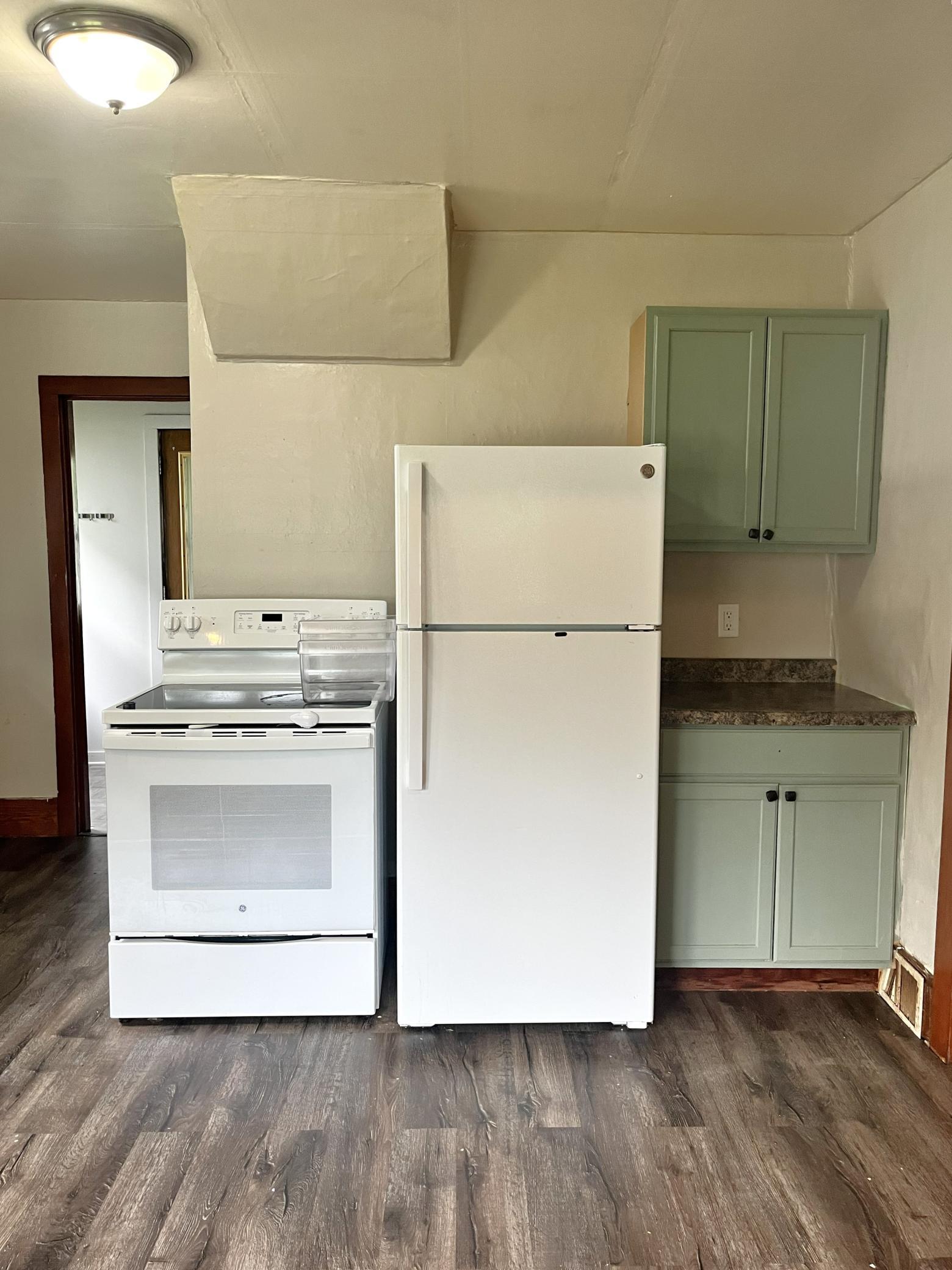 kitchen 3.jpg
