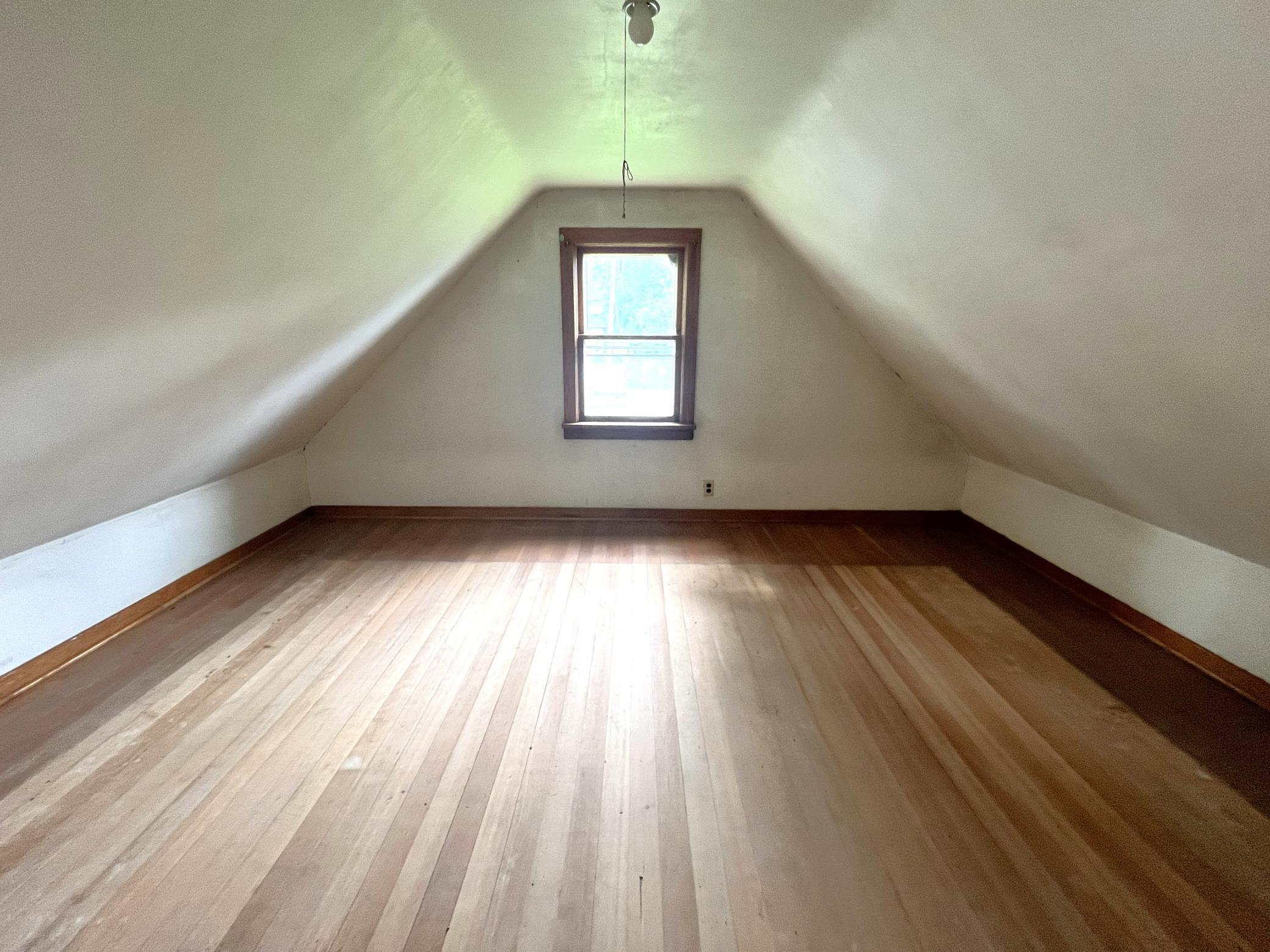 bed 3.jpg