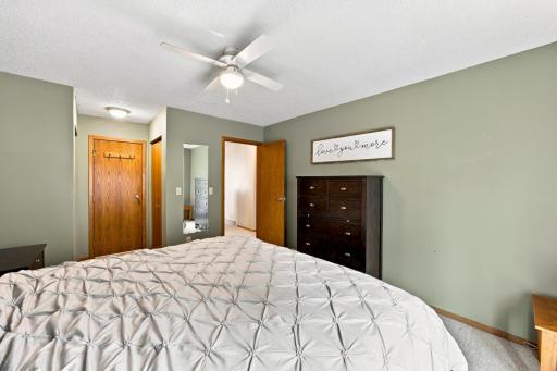 1513 28th Avenue S, Fargo, ND 58103