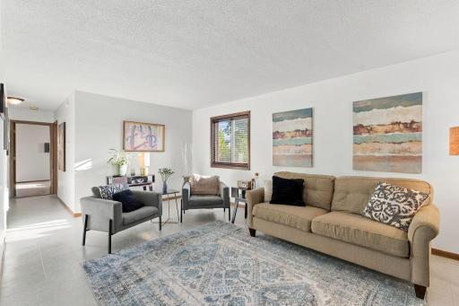 7294 Vista Court, Eden Prairie, MN 55346