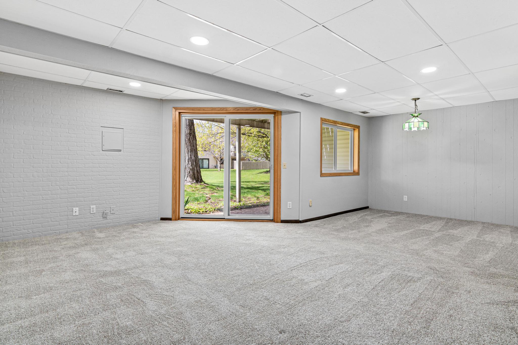 7211 Perry Ct E-9.jpg