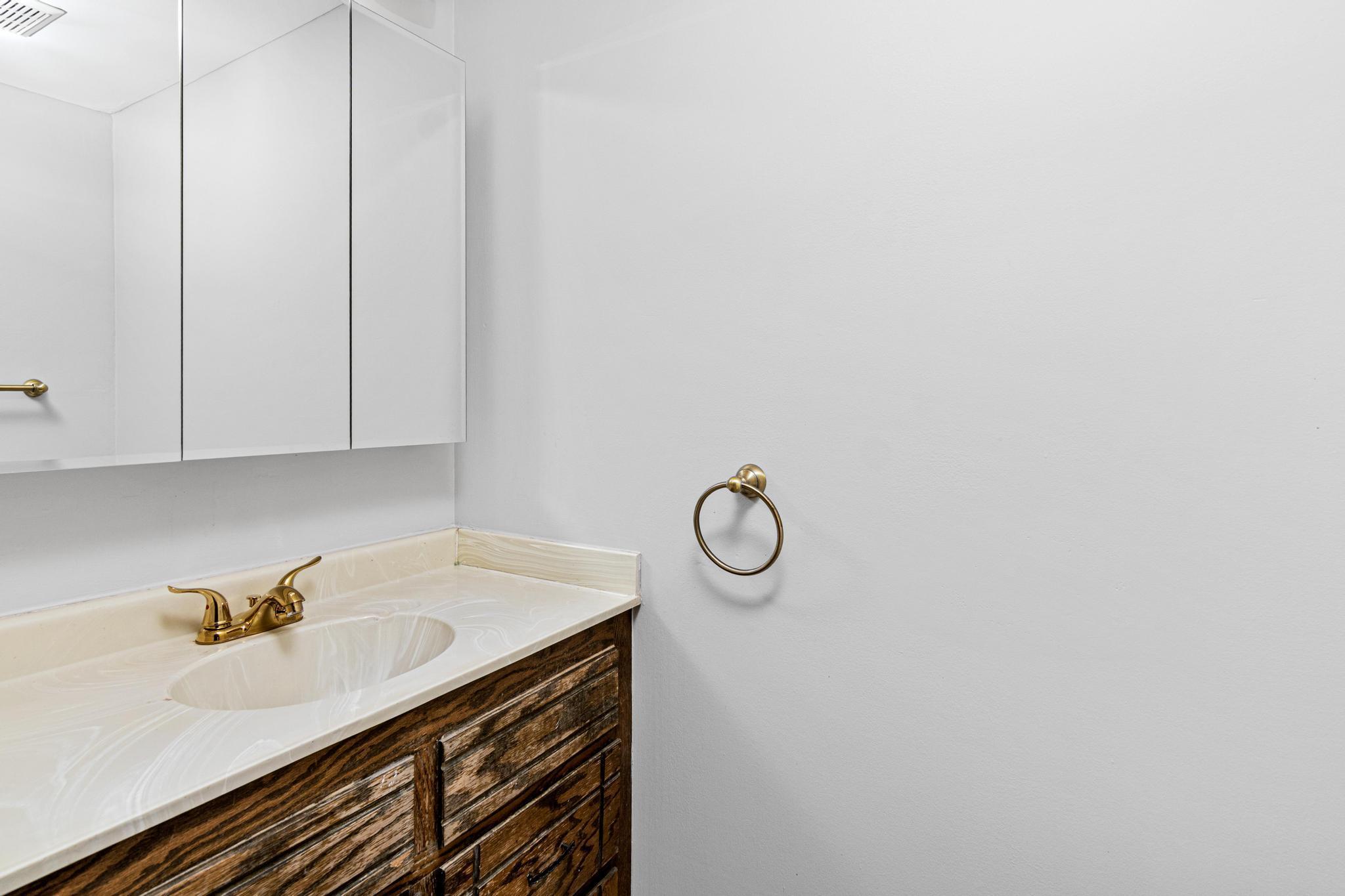 7211 Perry Ct E-15.jpg