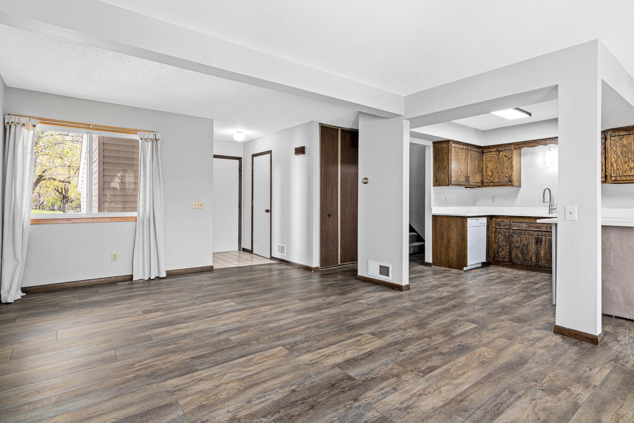 7211 Perry Ct E-4.jpg