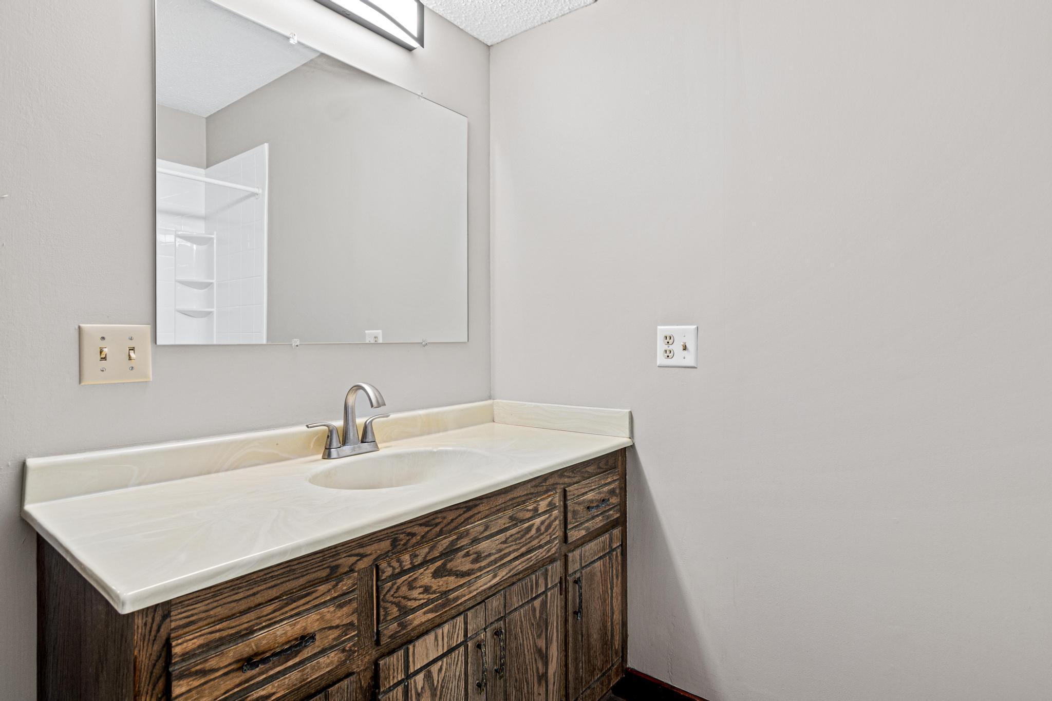 7211 Perry Ct E-17.jpg