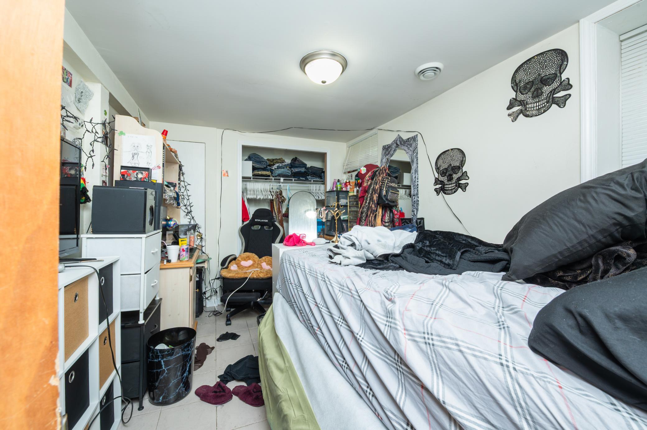 gardenlevel2ndbedroom-22.jpg