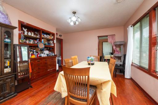 2218 4th Avenue N, Minneapolis, MN 55405