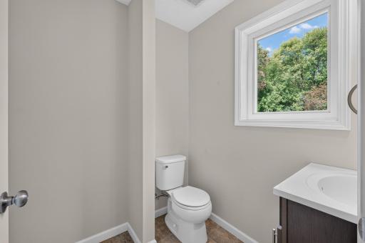 2131 Bryant Avenue N, Minneapolis, MN 55411