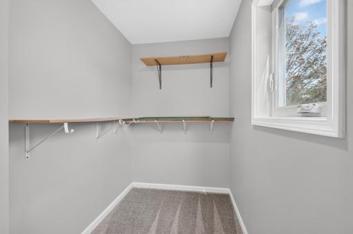 2131 Bryant Avenue N, Minneapolis, MN 55411