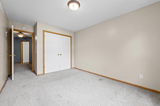 10856 Kingsfield Lane, Woodbury, MN 55129