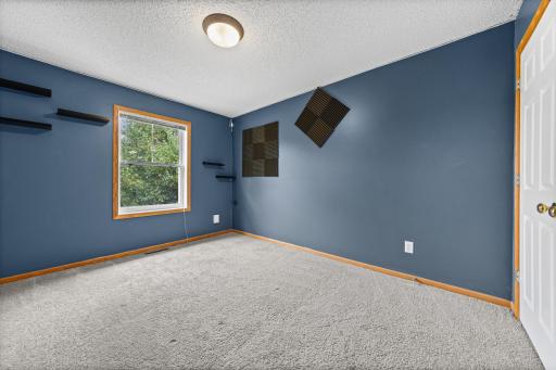 10856 Kingsfield Lane, Woodbury, MN 55129