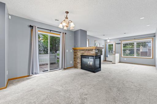 10856 Kingsfield Lane, Woodbury, MN 55129