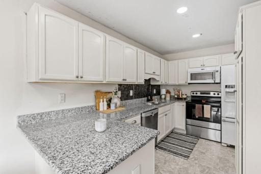 2728 111th Avenue NW, Coon Rapids, MN 55433